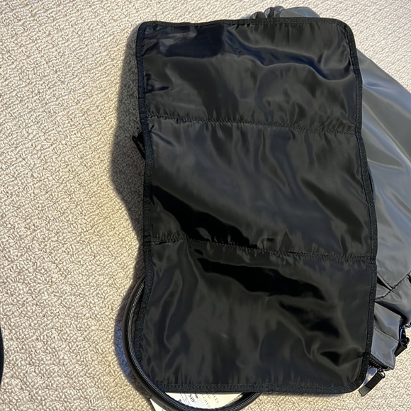 Indigo diaper bag, brand new, has cross body strap and over the shoulder straps - Picture 7 of 7